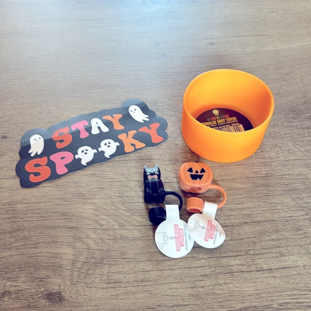 Target Bullseye Halloween Cup Boot Cover Straw Toppers Reusable Tote Bag